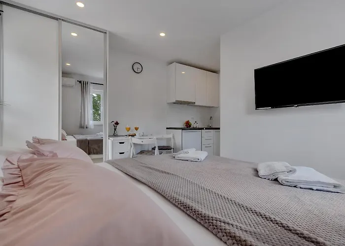 Guest house Buljan Makarska